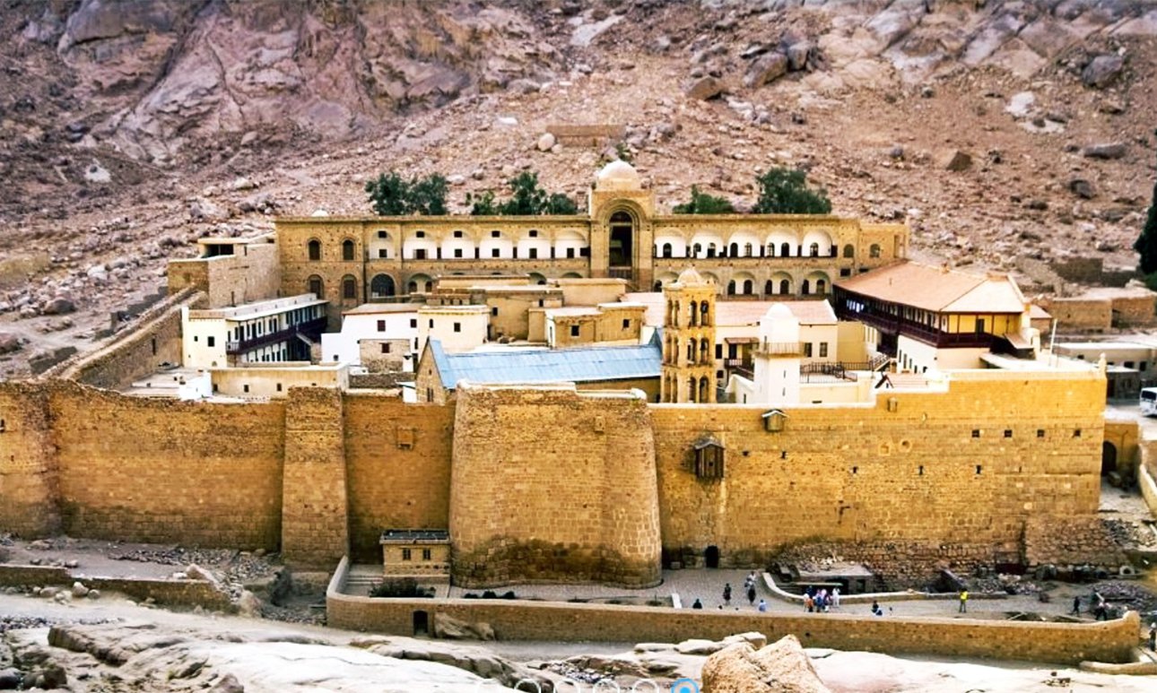 Монастырь Святой Екатерины у подножия горы Синай.  Фото: Jerusalem Patriarchate