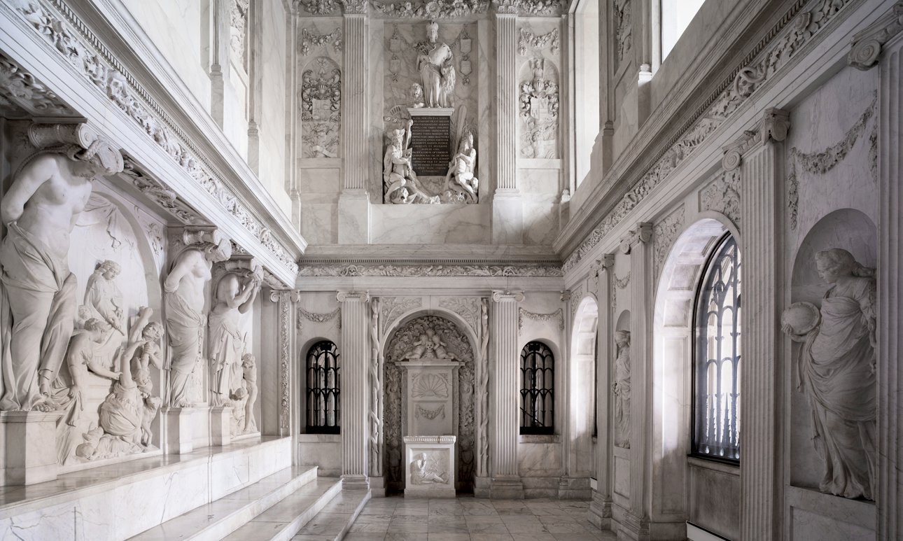 Декор зала в здании амстердамской ратуши. 1652-1655.  Фото: Benning & Gladkova/Koninklijk Paleis Amsterdam