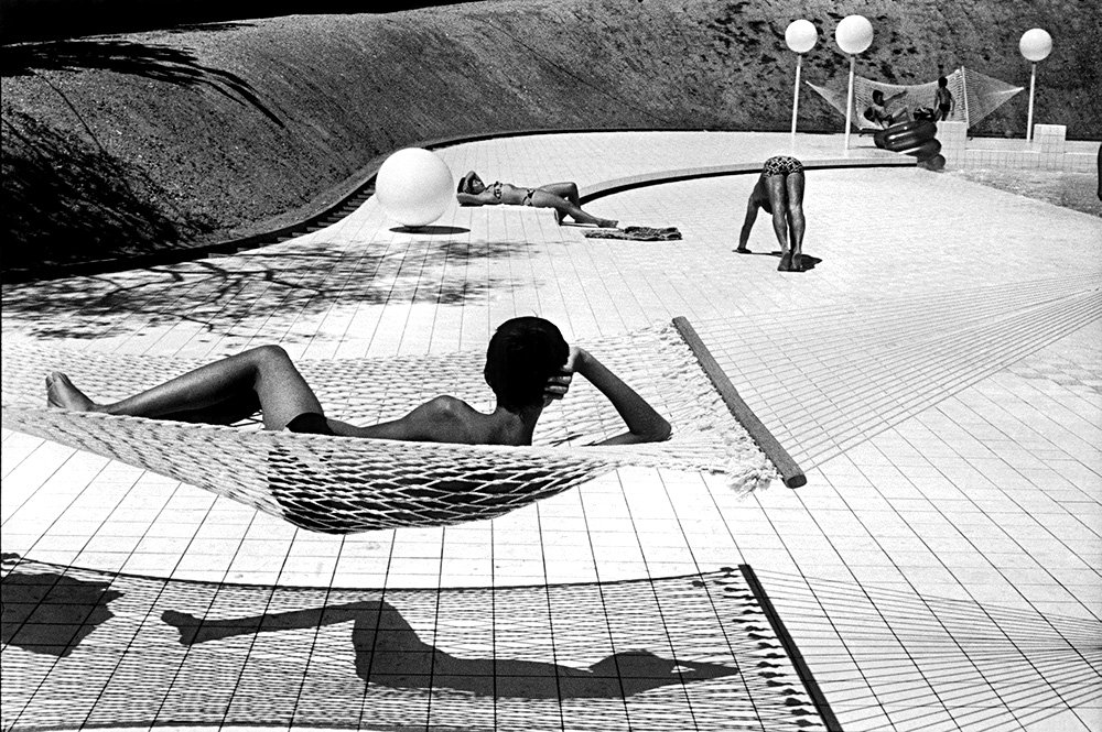 Мартина Франк. «Бассейн». 1976. Фото: Martine Franck / Magnum Photo