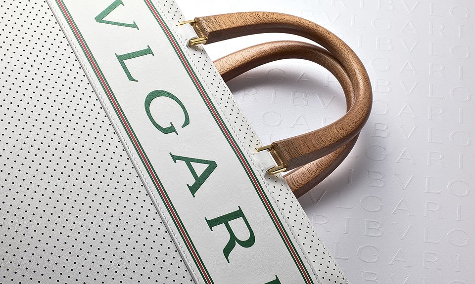 Сумка Tote линии Après Tennis Story. Фото: Bulgari