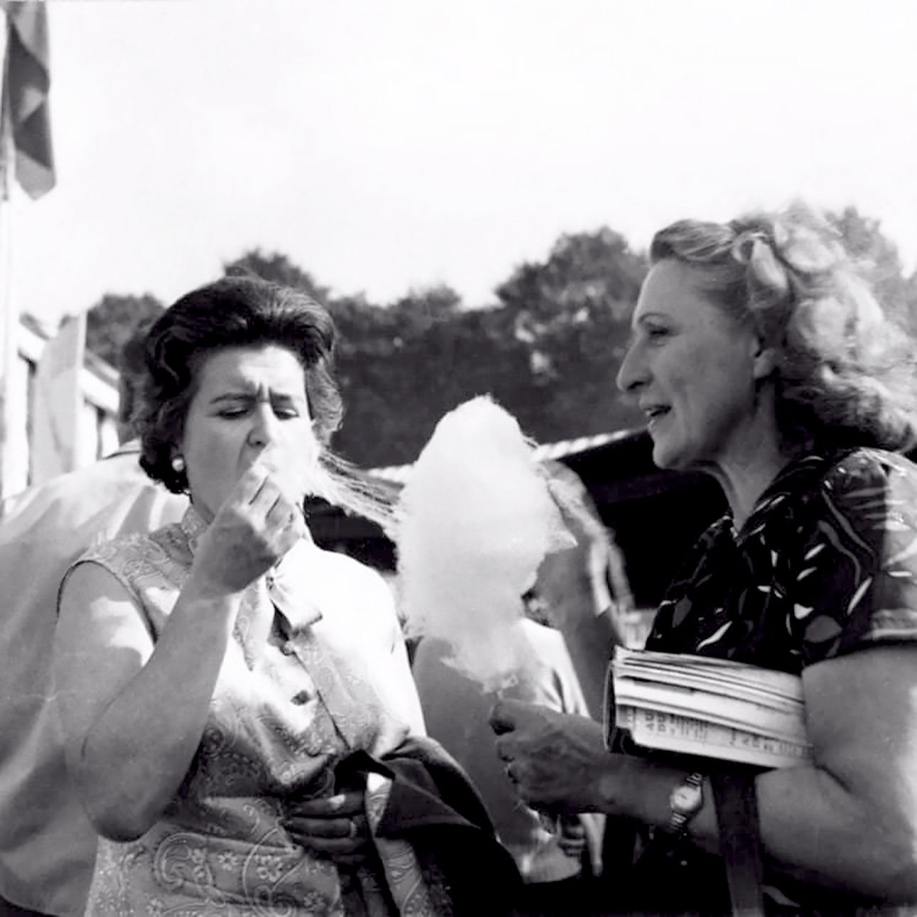 Антонова и Л.Н. Делекторская на празднике Юманите в Париже . Фото: ГМИИ имени А.С.Пушкина