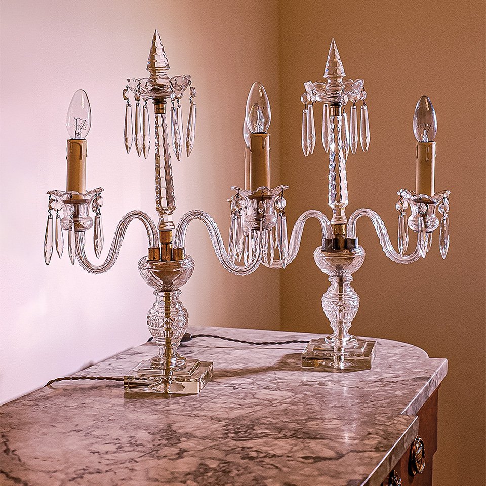 Антикварные светильники «Антуанетта».  Фото: «Частная резиденция»