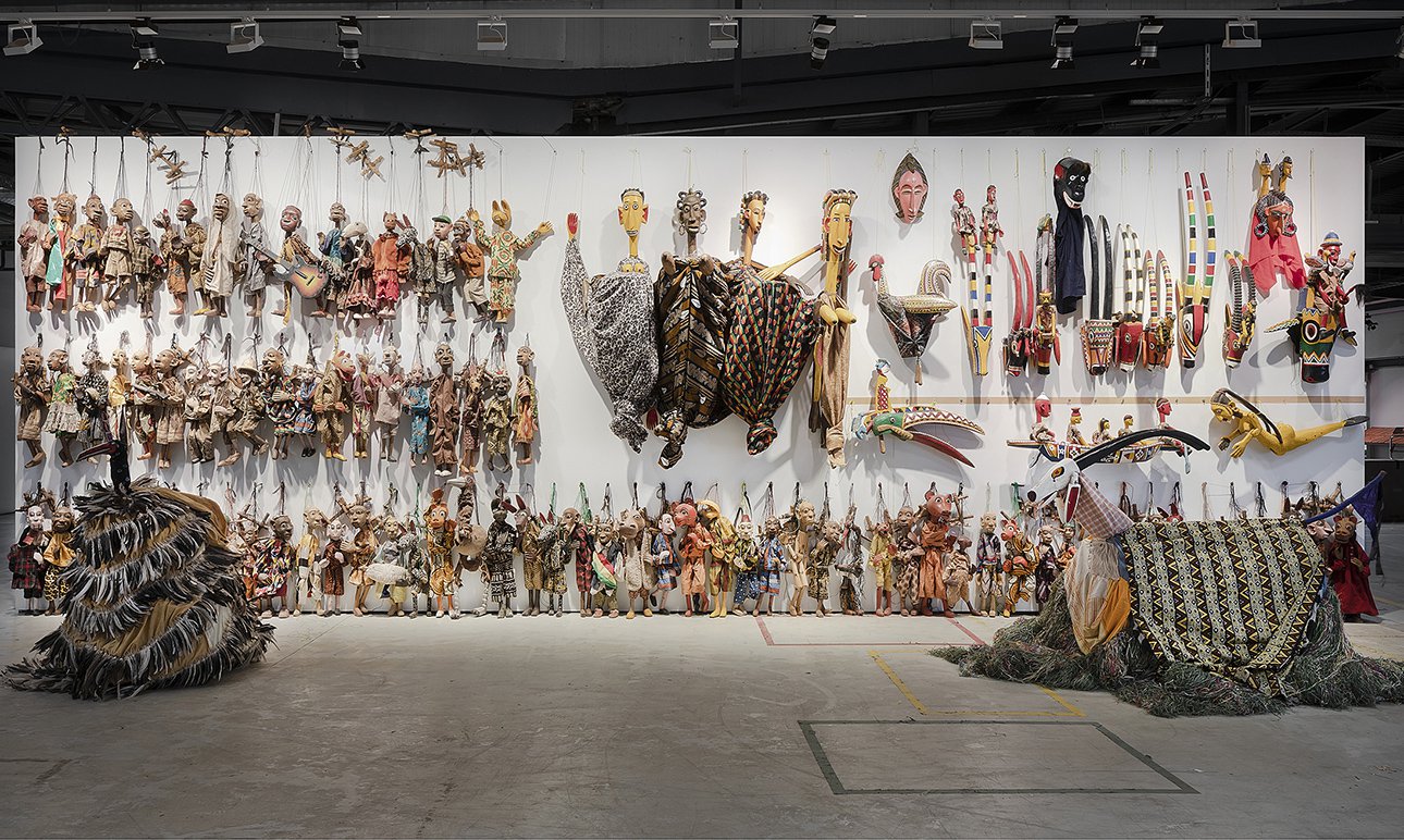 Huebner Areal Fondation. Festival sur le Niger. Кассель 2022.  Фото: Maja Wirkus/Documenta Fifteen