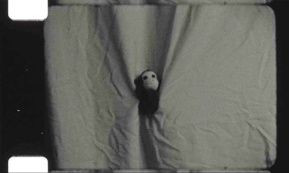 Кадр из фильма Ende der Grillzone. 2025. Bolex 16mm, Kodak film black and white.  Фото: Аlina Pinsky Gallery