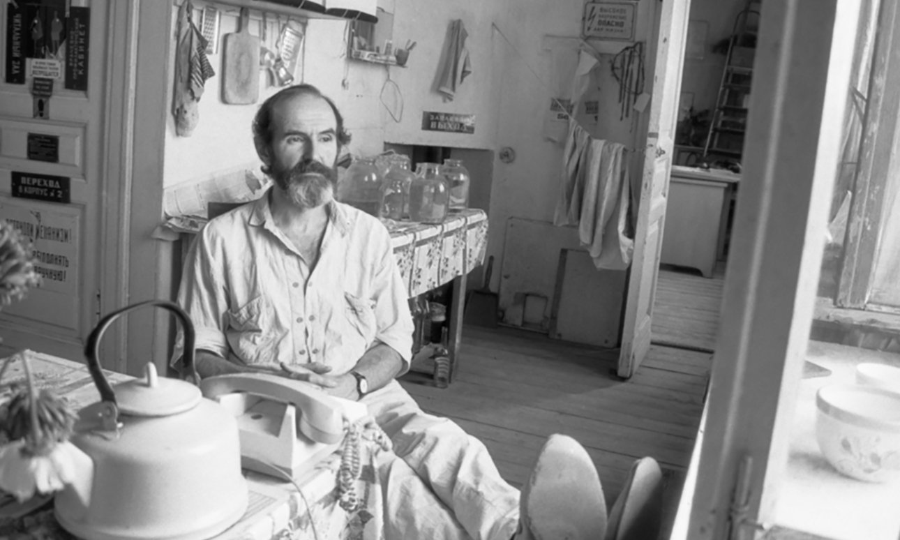 Эрик Булатов. 1990. Фото: Игорь Мухин/Сеть архивов российского искусства