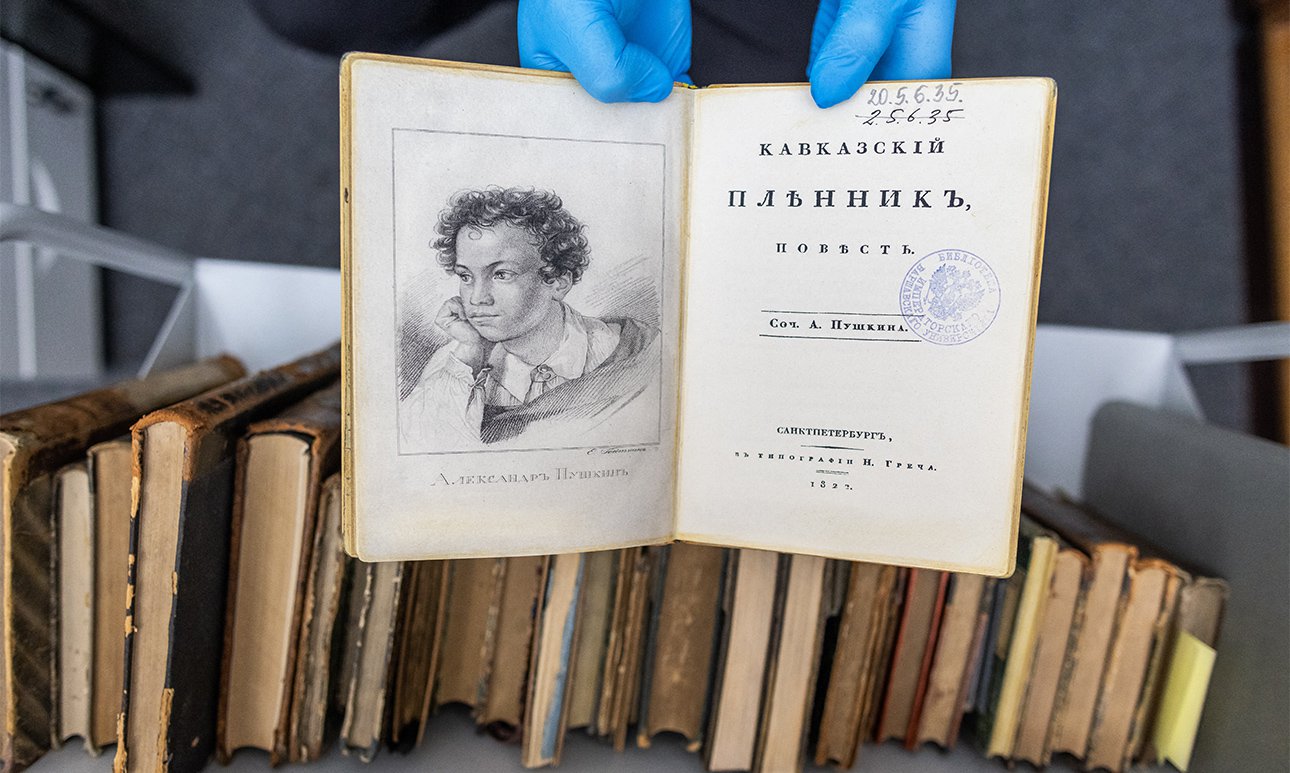 Преступники в общей сложности украли 170 редких изданий русских классиков. Самый популярный автор — Пушкин.  Фото: AFP/EastNews