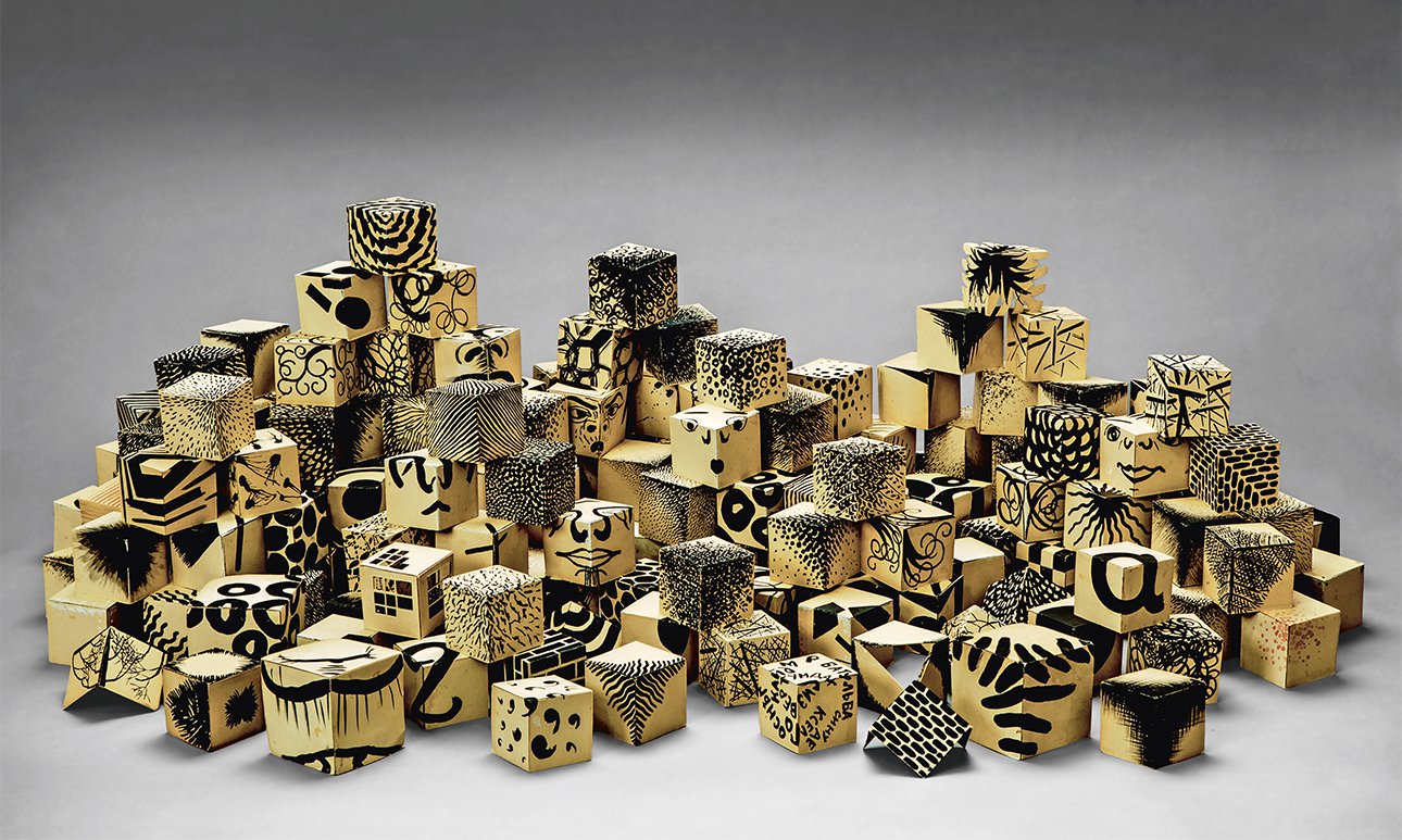 Трехгранные кубики Петра Митурича.     Фото: Архив семьи Хлебниковых-Митуричей