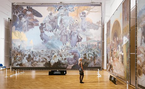 Жилищная эпопея знаменитого цикла Альфонса Мухи