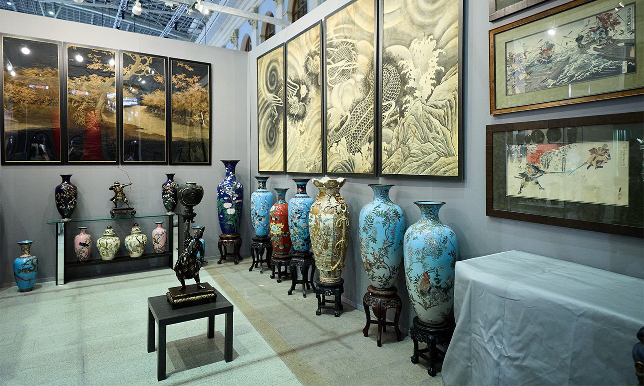 51-й Российский антикварный салон & Lifestyle «Искусство интерьера» в Гостином Дворе.  Фото: пресс-служба 51 Российского Антикварного Салона & 11 Lifestyle «Искусство интерьера»