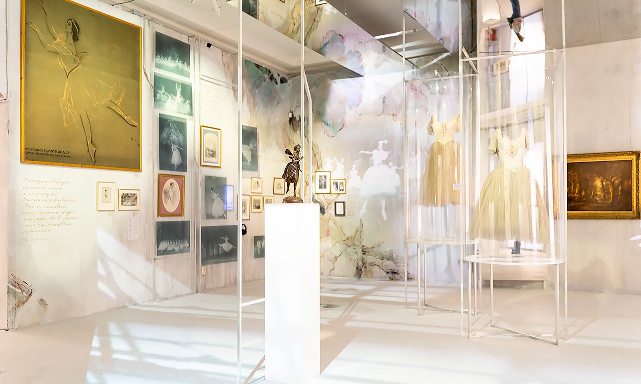 Выставка «Пьер и Сильфиды». Зал «Полет Тальони».  Фото: Санкт-Петербургский государственный музей театрального и музыкального искусства