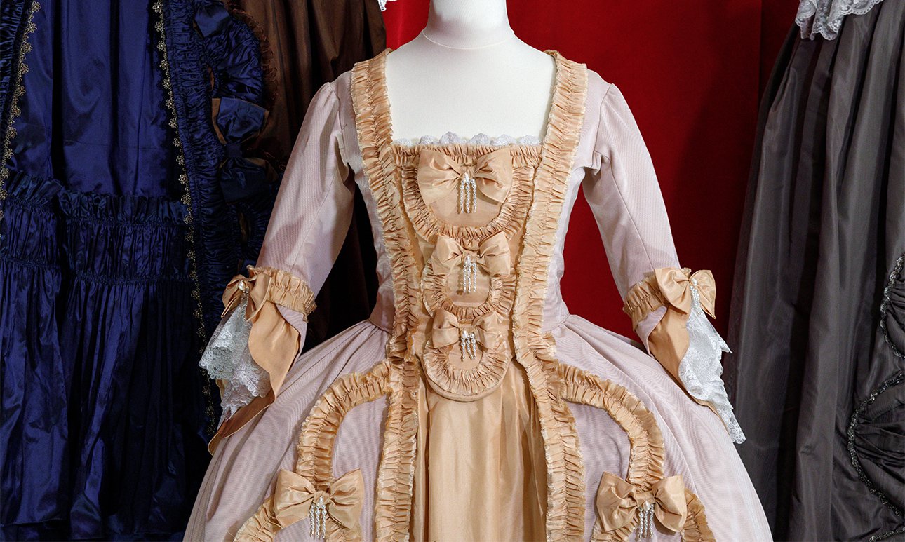 Выставка кинокостюмов, организованная проектом ПАО «Газпром» «Друзья Петербурга». Фото: пресс-служба Дней Эрмитажа