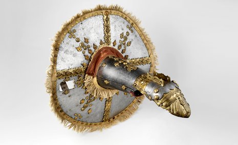 Загадочный тарч: рука не из того места