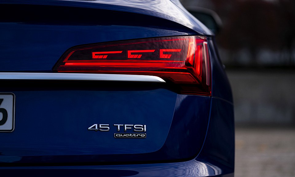 Самое существенное обновление кузова коснулось задних фонарей. Фото: Audi