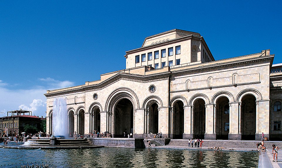 Здание Музея истории Армении и Национальной картинной галереи. Фото: Alamy/TASS