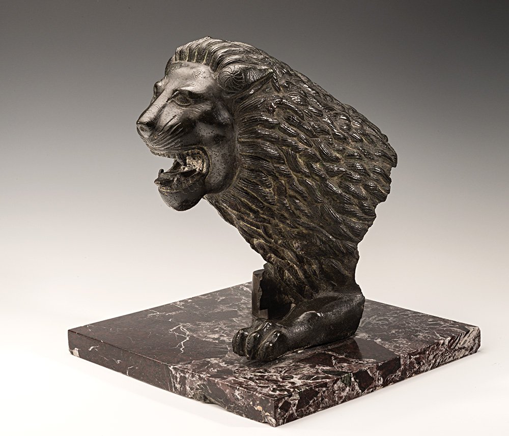 Голова и часть туловища льва. V век до н.э. Фото: Государственный Эрмитаж