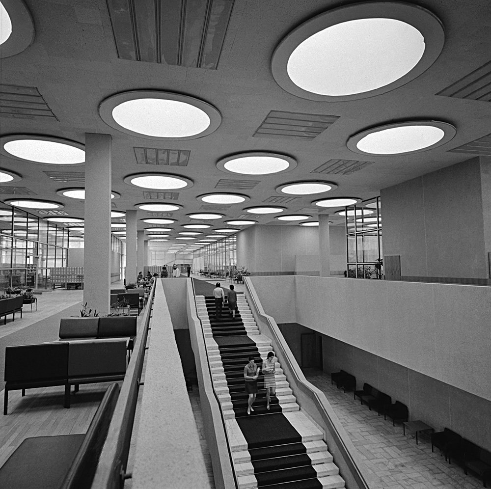 Так выглядела библиотека ИНИОН РАН до пожара. 1974. Фото: Архив ТАСС