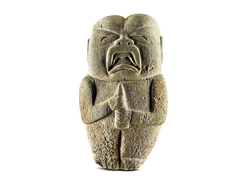 Ольмекская фигурка ребенка с початком кукурузы в руках. Фото: Archivo Digital de las Colecciones del Museo Nacional de Antropología; INAH-CANON
