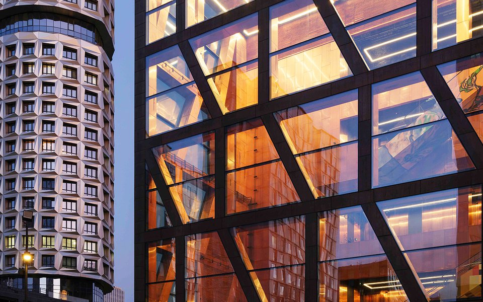 Магия медного куба: в Москве открылся музей «ЗИЛАРТ»