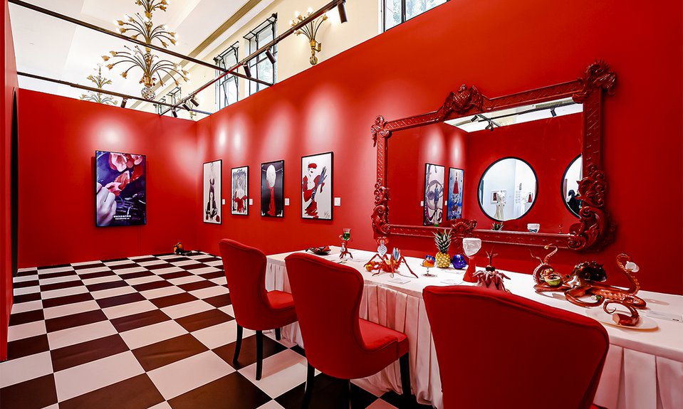 Dinner in Red 1. Фото: из личного архива Марины Федоровой