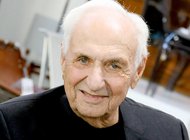 Вспоминая Фрэнка Гери, легендарного архитектора Музея Гуггенхайма в Бильбао