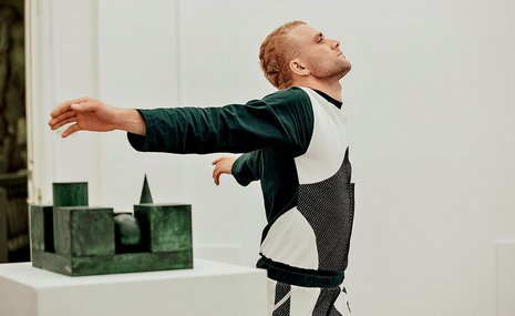 Театр идет в музей. Музей идет в театр