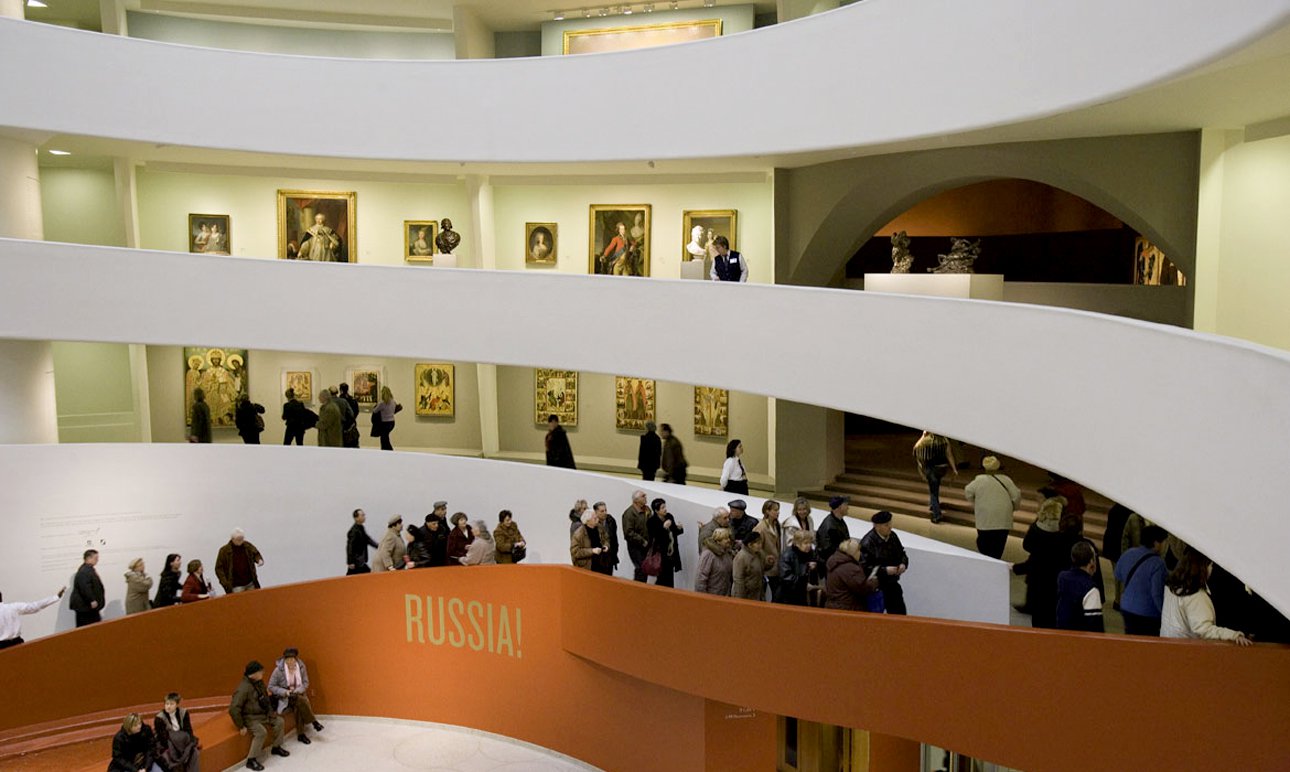 Выставка «Россия!» в Музее Соломона Р. Гуггенхайма. Нью-Йорк, США, 2006 год.  Фото: David Heald/Guggenheim Museum