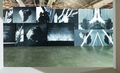 Место действия: «Винзавод». В ролях: 10 художников