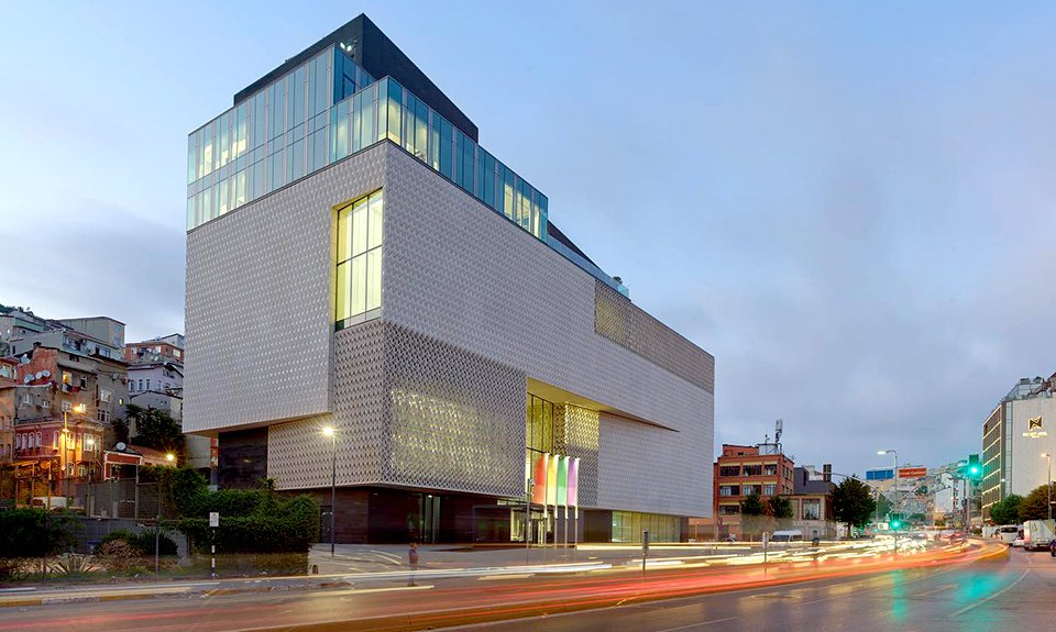Здание Фонда современного искусства Вехби Коча Arter в районе Долапдере. Фото: Arter