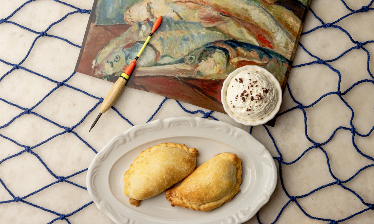 Пирожки с копчёным сомом/взбитая сметана.  Фото: Музей Москвы/Бистро «Цирк»