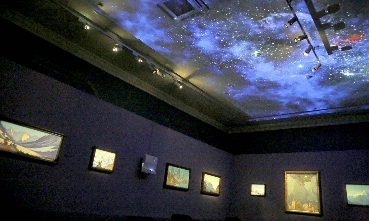 Выставка «Николай Рерих»  в Приморской государственной картинной галерее. Фото: Приморская государственная картинная галерея