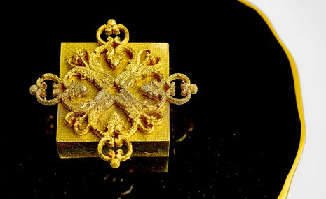 Как уложить архитектора на тарелку?