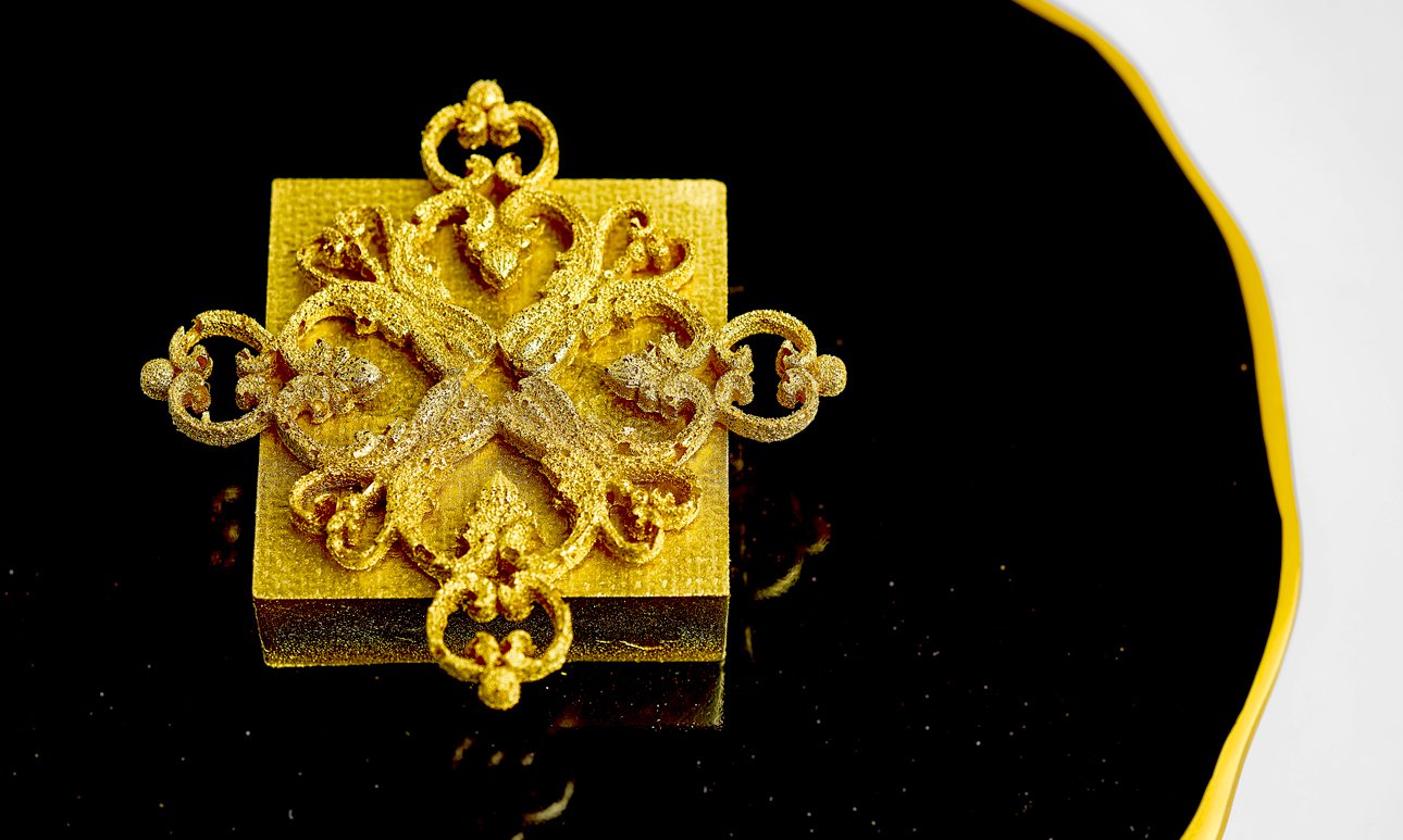 Десерт «Барочный орнамент». Сет «Борромини» в ресторане «Турандот».  Фото: Dellos