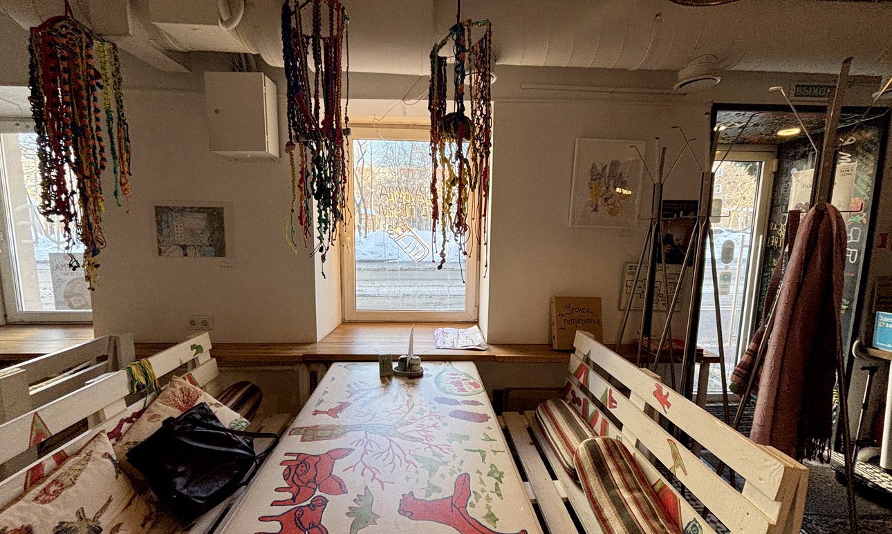 Интерьер кафе «Разные зёрна».  Фото: Алёна Лапина