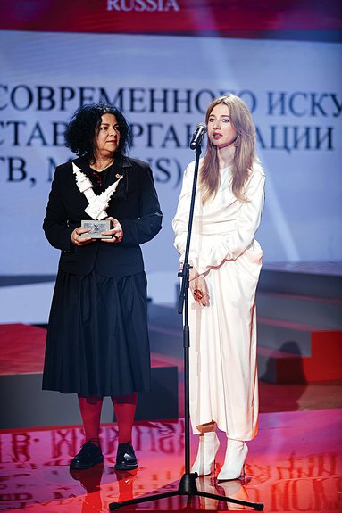 Мария Цанцаноглу (MOMus) и Кристина Краснянская (галерея «Эритаж»). Фото: Елизавета Мелина, Наталья Польская, Анна Темерина, Григорий Галантный, Дмитрий Чунтул