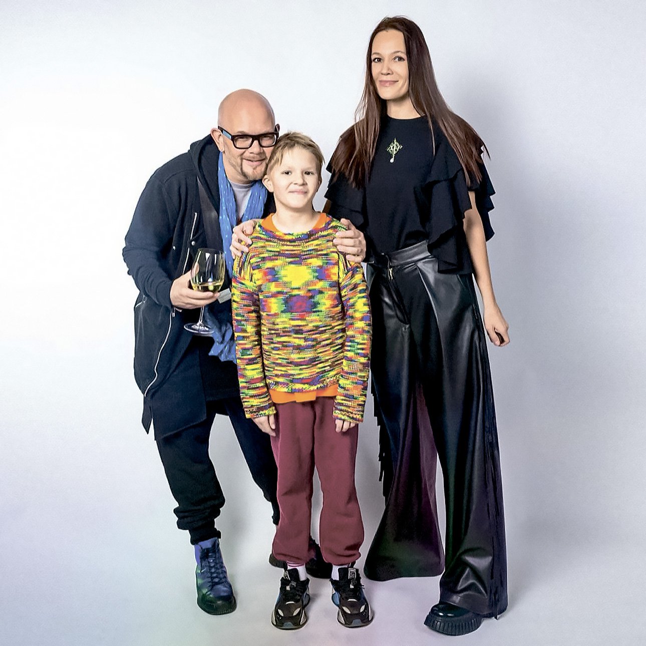 Иван Плющ и Ирина Дрозд с сыном.  Фото: личный архив художников