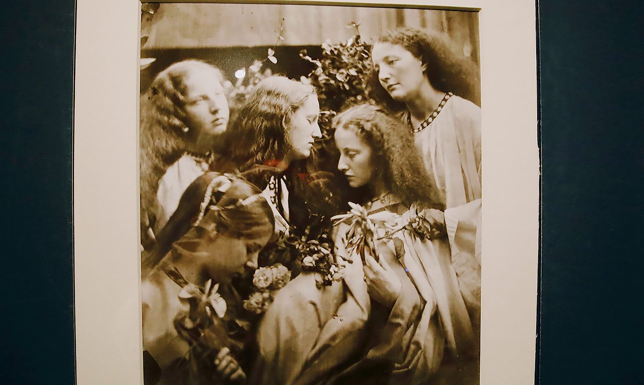 Выставка «Алиса, проснись!» в особняке Остроухова. Фото: Гослитмузей