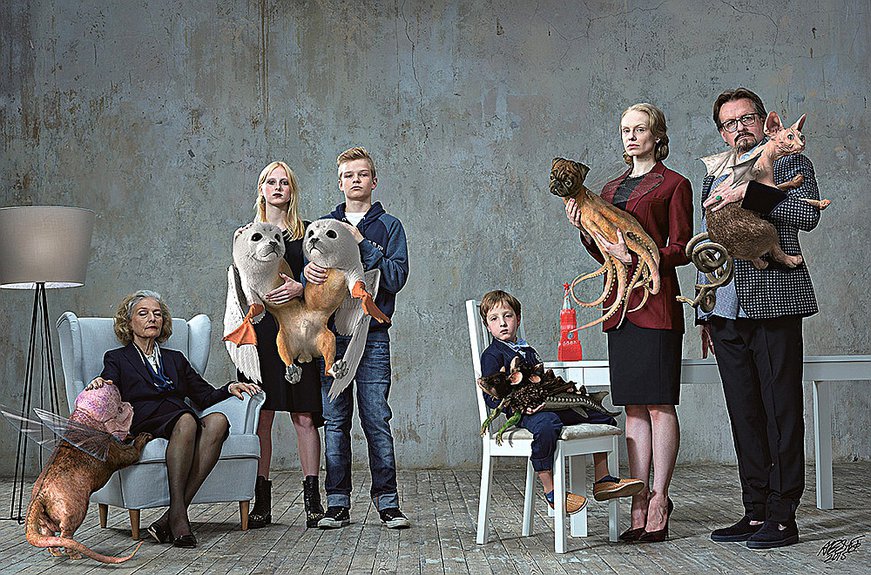 AES+F. «Семейный портрет с химерами». Фото: «ГУМ-Red-Line»
