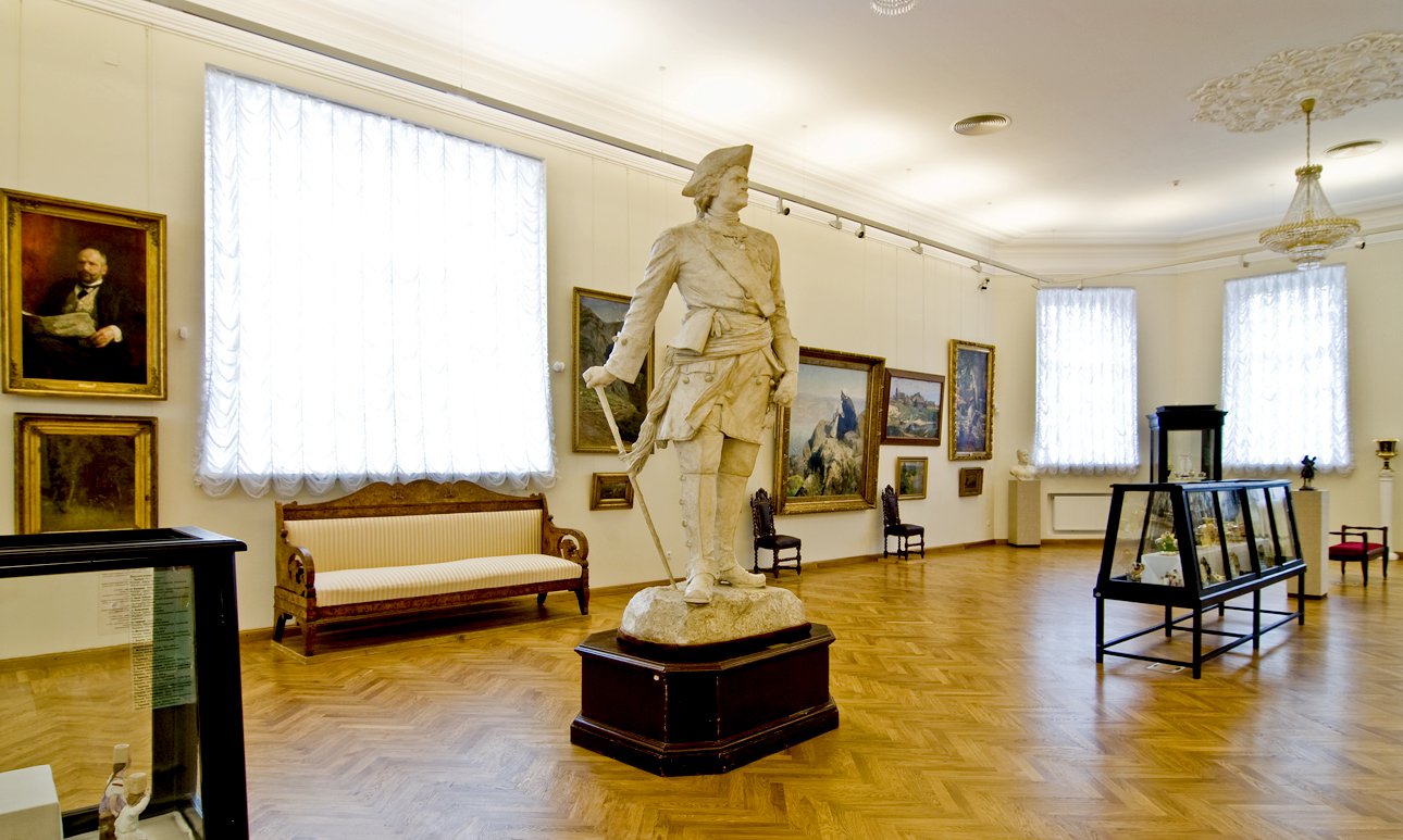 Петровский зал Радищевского музея.  Фото: Саратовский государственный художественный музей им. А.Н.Радищева