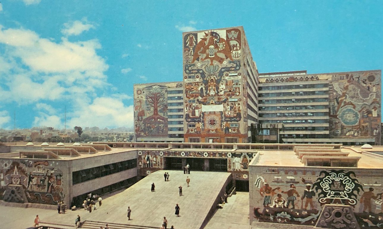 Здание Центра SCOP в Мехико. Открытка.  Фото: Ebay