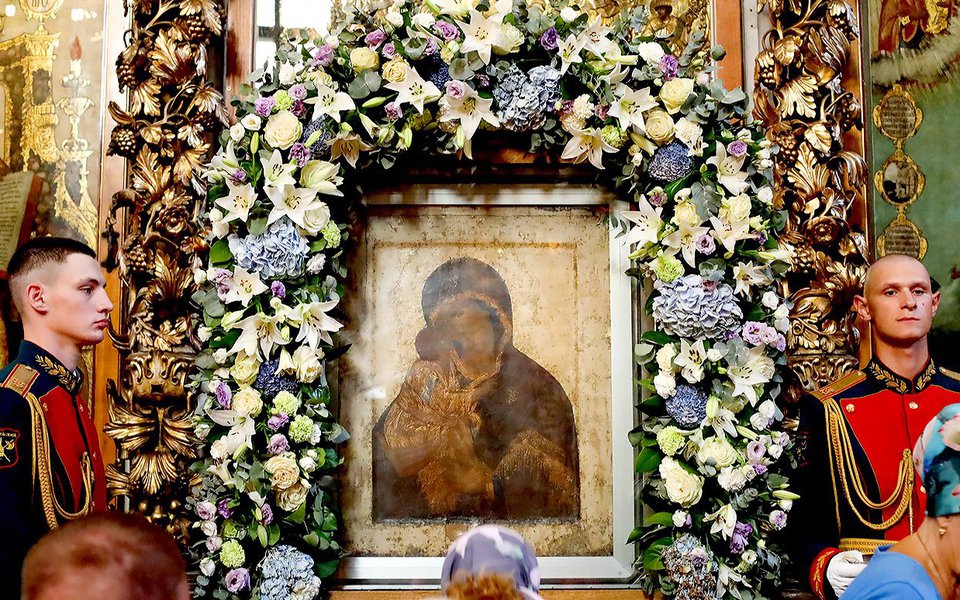 Владимирская и Донская иконы Божией Матери переданы РПЦ