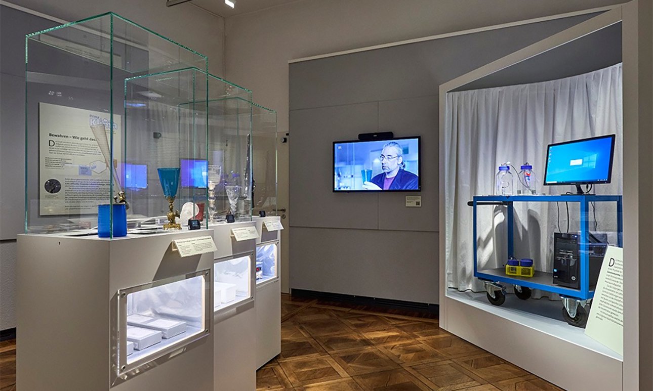 В последнее время немало реставраторов и ученых занялись изучением действия солевых растворов. Фото: Dieter Ertel/Kunstsammlungen der Veste Coburg