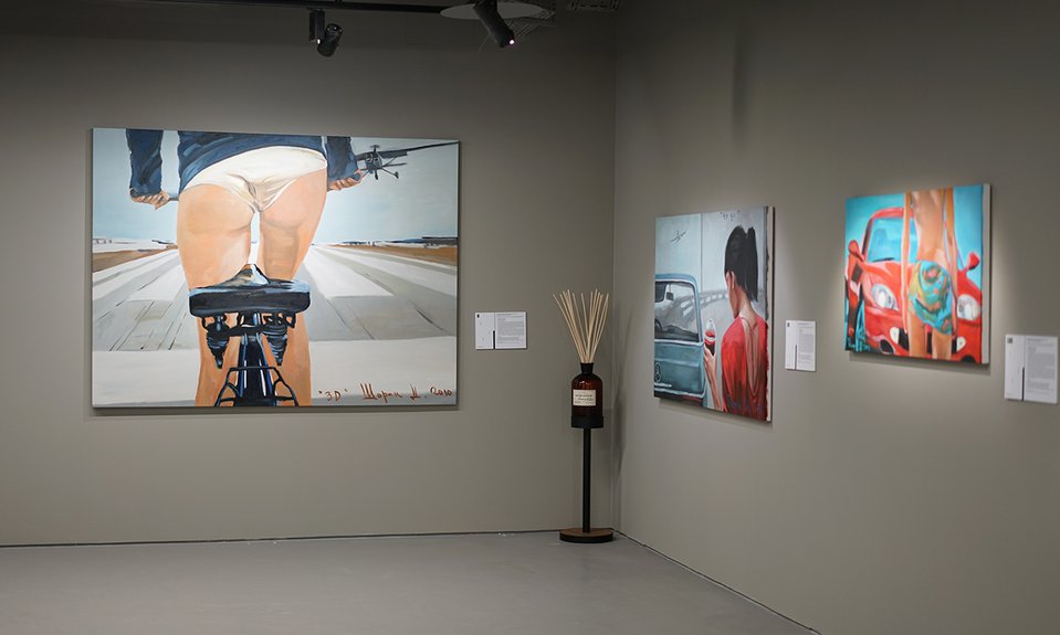 Часть экспозиции «Аналогия разделенной линии». Слева направо: 3D, To go, «С авто».  Фото: Stella Art Foundation