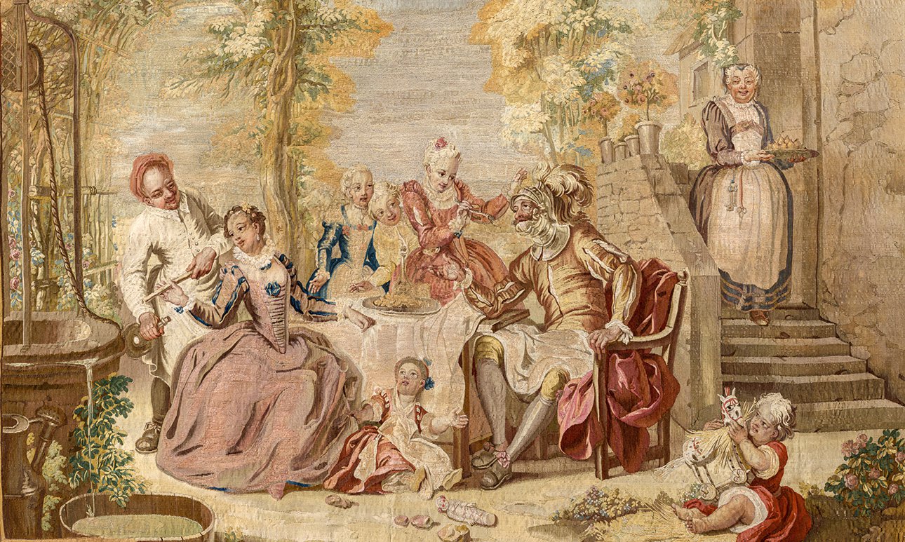 Фрагмент шпалеры «Дон Кихот с девицами постоялого двора»,  после реставрационных работ. Фото: Музеи Московского  Кремля