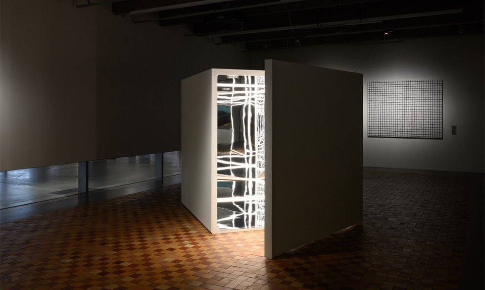 Выставка «Книга художницы. Татуировка пустотой» в «Гараже».  Фото: Даниил Анненков/Музей современного искусства «Гараж»