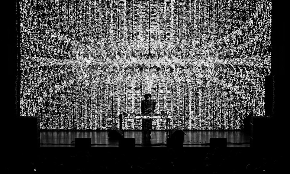 Шихуа Ма. Аудивизуальный перформанс. Фото: Понамарева Настя