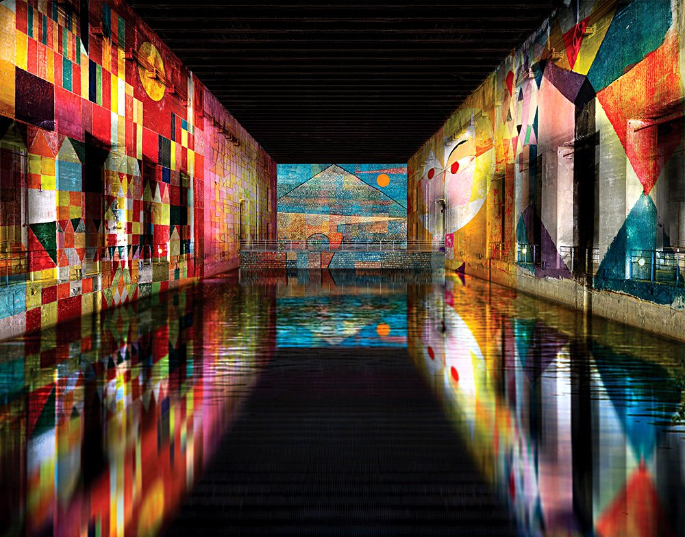 Работы Пауля Клее в центре цифрового искусства «Бассейны света» (Bassins de Lumières). Фото: Culturespaces / Nuit de Chine