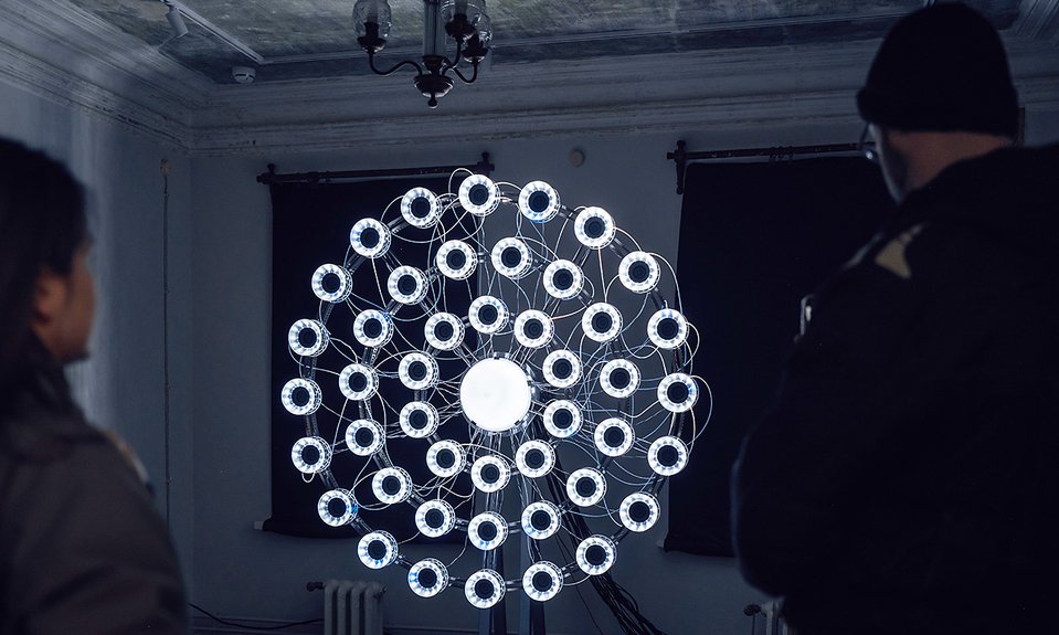 Сергей Скурту, Олеся Ващенко. Инсталляция Rain Station в историческом районе «Заповедные кварталы». Фото: Андрей Орехов