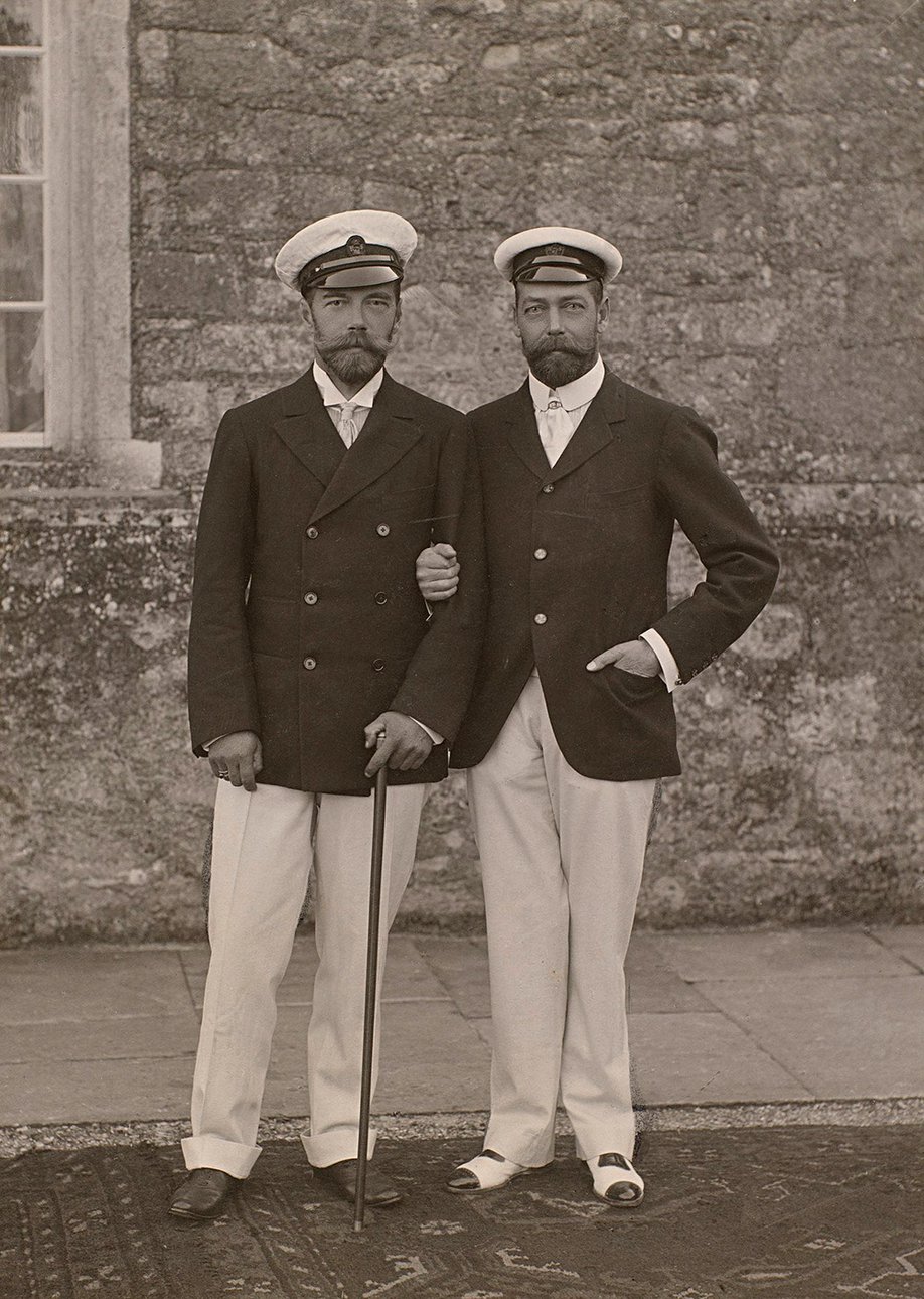 Император Николай II и его двоюродный брат, король Великобритании Георг V. 4 августа 1909 г. Последняя совместная фотография. Фотограф Артур Уильям Дебенхам (1875–1944). Фото: The Royal Collection Trust