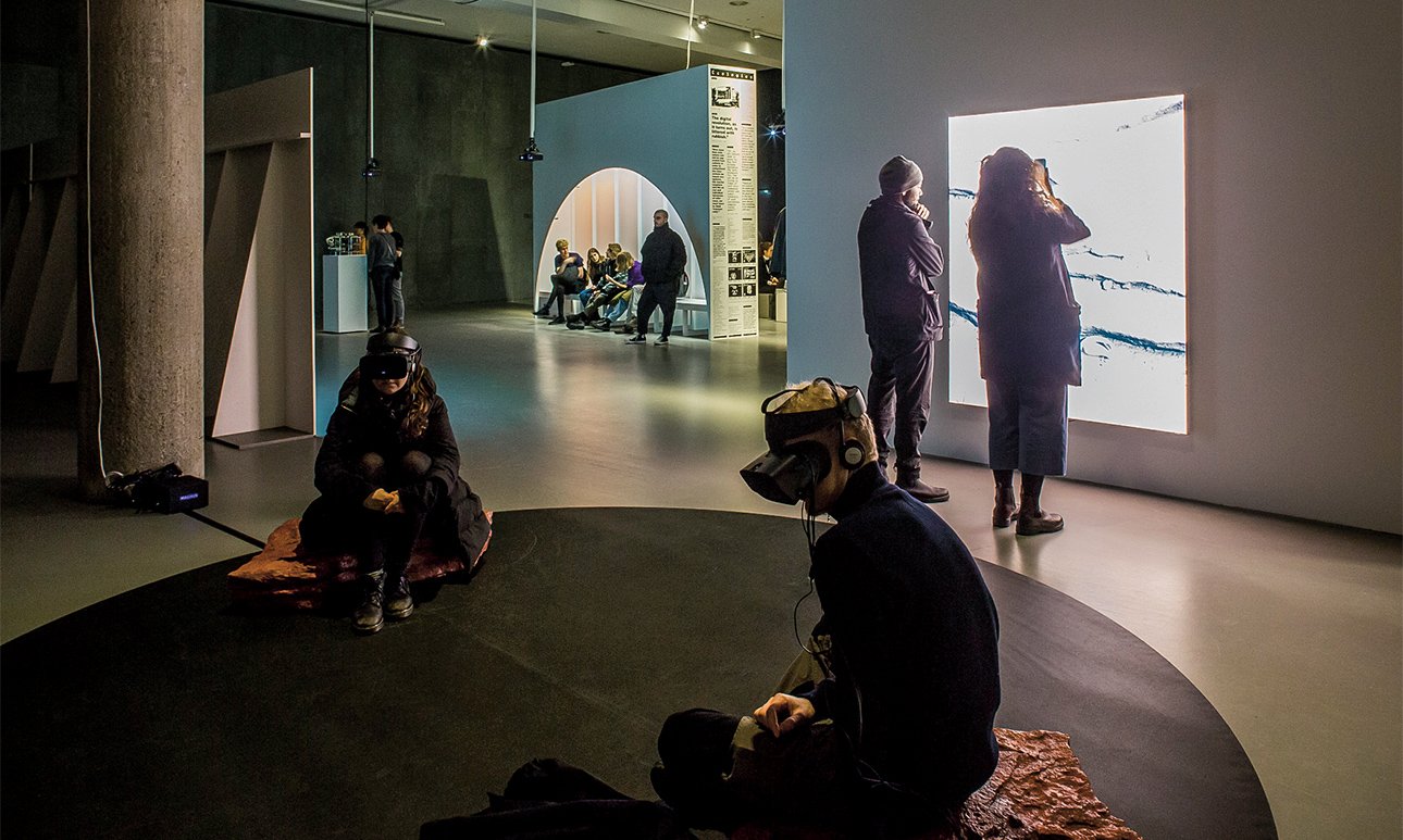 Экспозиция выставки «Вечная сеть». Фестиваль transmediale 2020.  Фото: Laura Fiorio/transmediale
