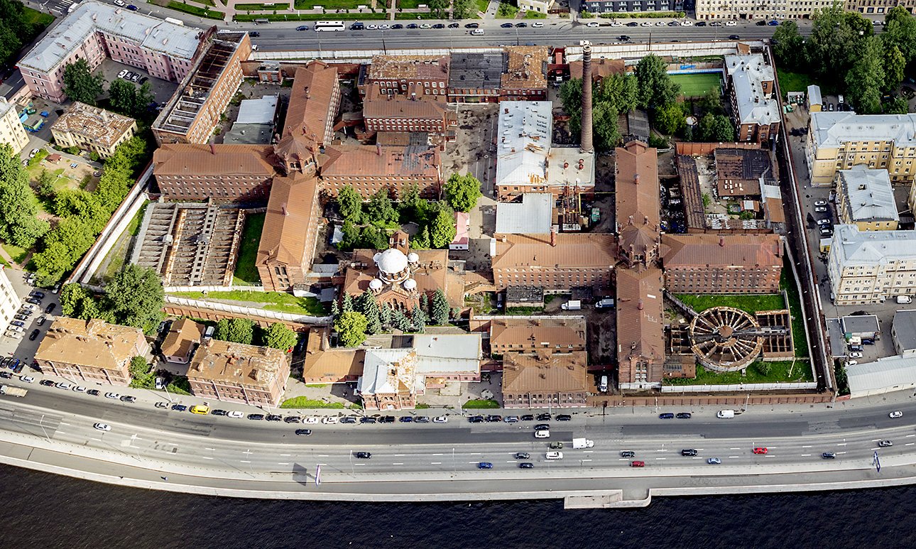 Тюрьма «Кресты».  Фото: Andrew Shiva/Wikimedia